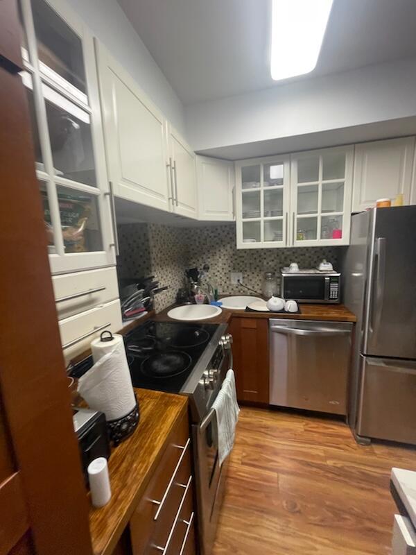 2 of 13 - 1036 S 14th St, Lantana, FL
