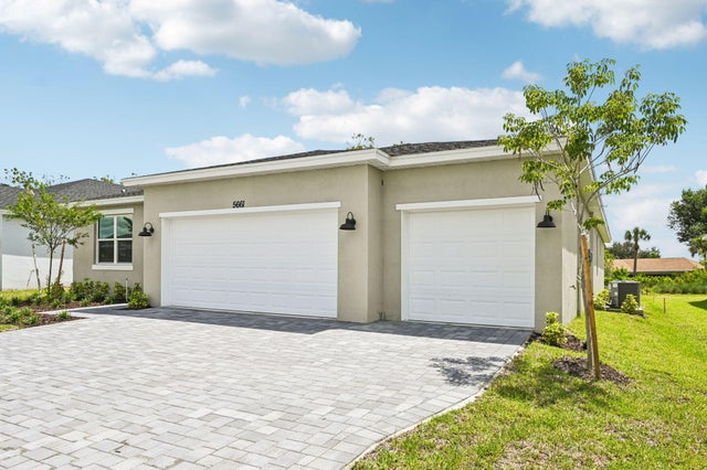 2 of 19 - 5661 Hampton Park Circle, Vero Beach, FL