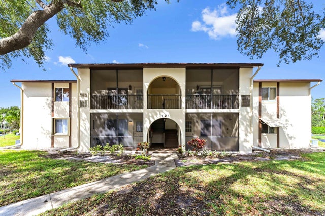 1 of 22 - 121 Lake Pine Circle #a1, Greenacres, FL