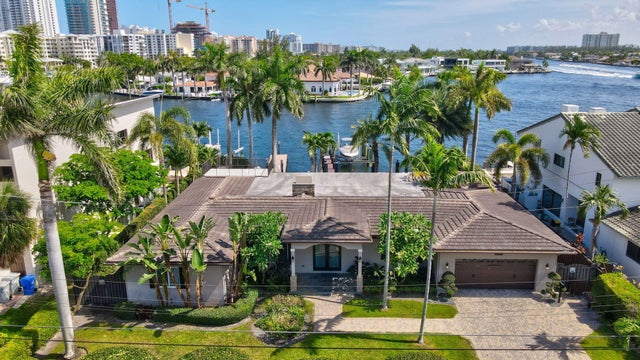 4 of 79 - 3102 Se 12th St, Pompano Beach, FL