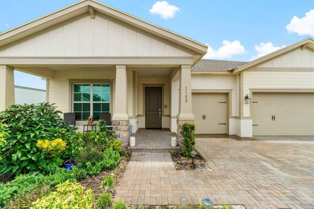 4 of 39 - 1102 Haywagon Trail, The Acreage, FL