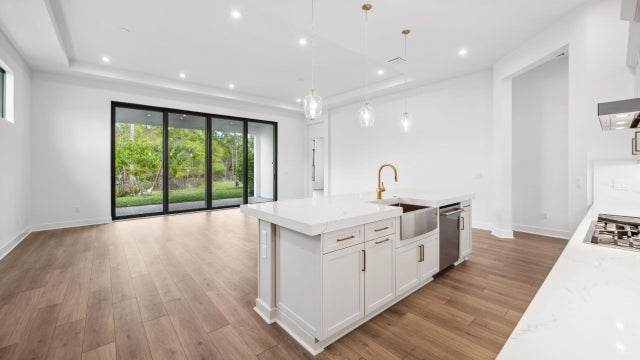 5 of 42 - 7001 Se Haven Lane, Stuart, FL