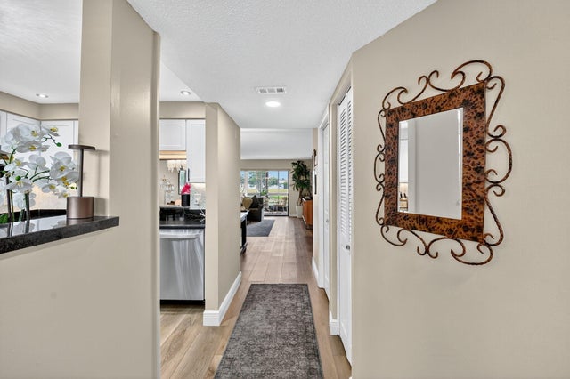 5 of 60 - 7270 Ashford Place #104, Delray Beach, FL