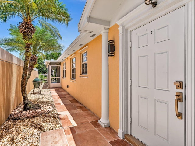 4 of 74 - 8068 Montserrat Place, Wellington, FL
