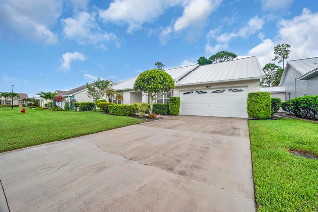 2 of 42 - 483 Nw Casanova Circle, Port Saint Lucie, FL