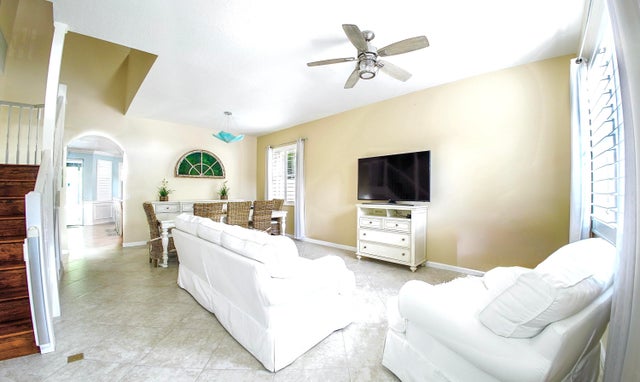 4 of 35 - 126 Hidden Hollow Drive, Palm Beach Gardens, FL