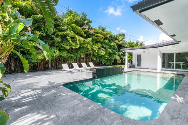 1 of 40 - 960 Sw 18th Street, Boca Raton, FL