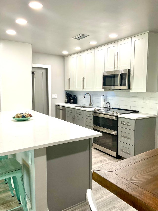 5 of 37 - 130 Nw 10th Court, Boynton Beach, FL