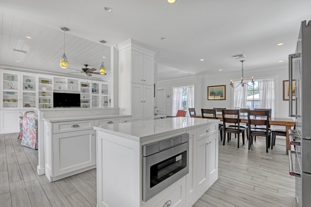 3 of 37 - 219 Claremont Lane, Palm Beach Shores, FL