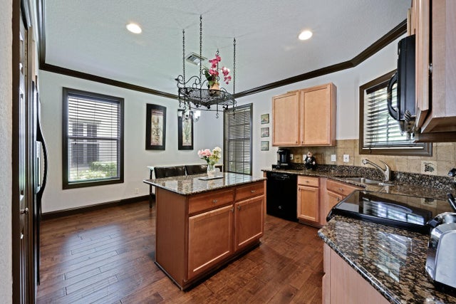 5 of 22 - 8071 Murano Circle, Palm Beach Gardens, FL