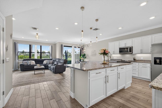 5 of 71 - 8343 Cinch Way, Lake Worth, FL
