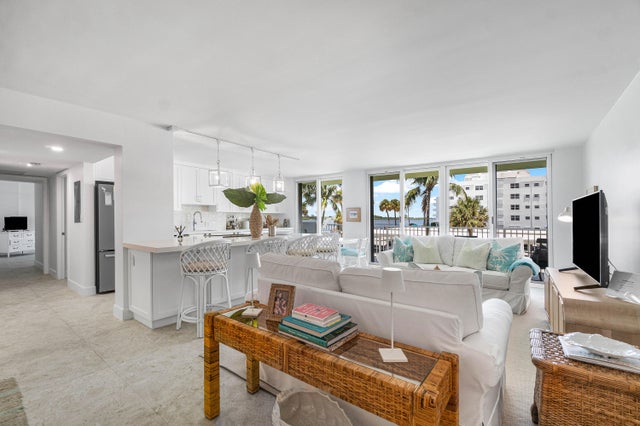3 of 35 - 2860 S Ocean Boulevard #205, Palm Beach, FL