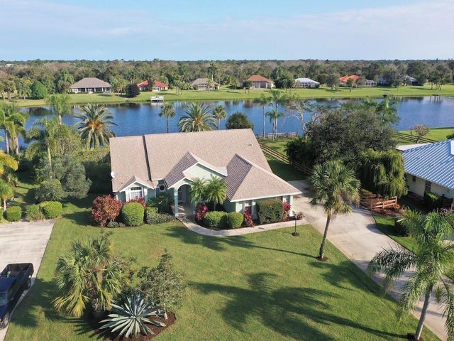1 of 33 - 1517 Eagles Circle, Sebastian, FL