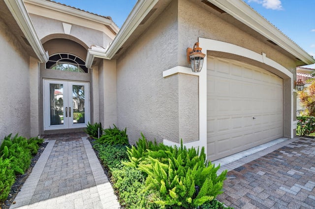 4 of 92 - 13118 Alhambra Lake Circle, Delray Beach, FL