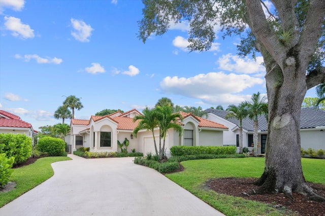 1 of 49 - 9453 E Fairway Terrace, West Palm Beach, FL