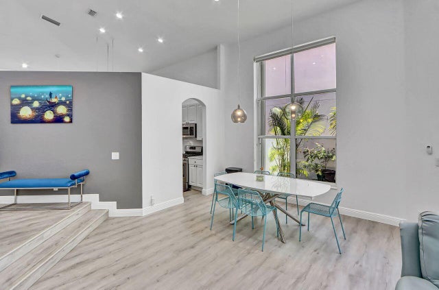 5 of 36 - 6631 Nw 43rd Terrace, Boca Raton, FL