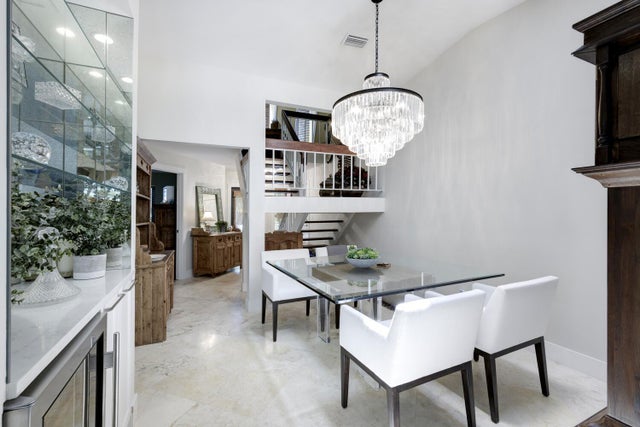 4 of 38 - 1085 Raintree Drive, Palm Beach Gardens, FL