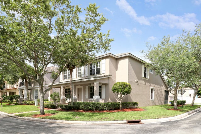 1 of 41 - 8217 Calterra Drive, Palm Beach Gardens, FL