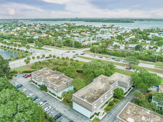 1 of 36 - 1901 Indian River Blvd #206, Vero Beach, FL