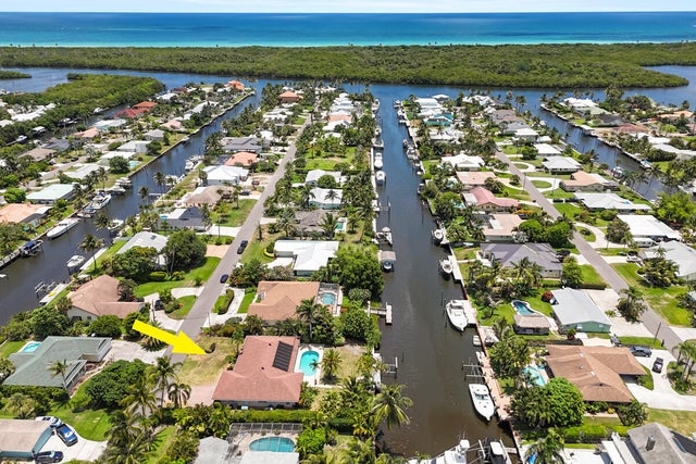 2 of 60 - 8318 Se Coconut Street, Hobe Sound, FL