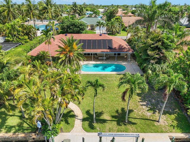 3 of 60 - 8318 Se Coconut Street, Hobe Sound, FL