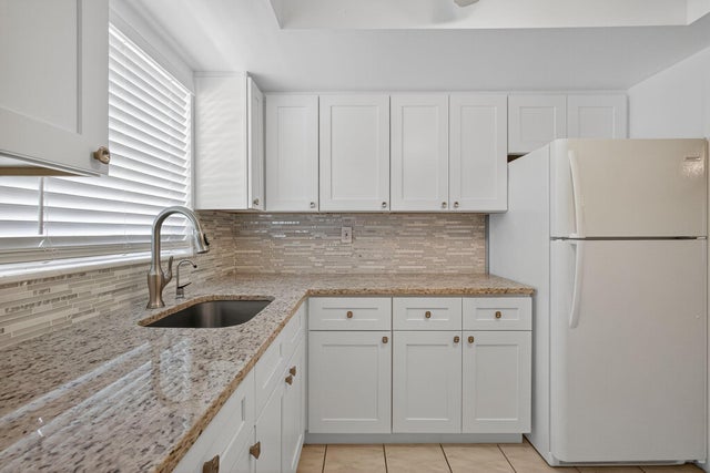 2 of 24 - 2916 Crosley Drive E #h, West Palm Beach, FL