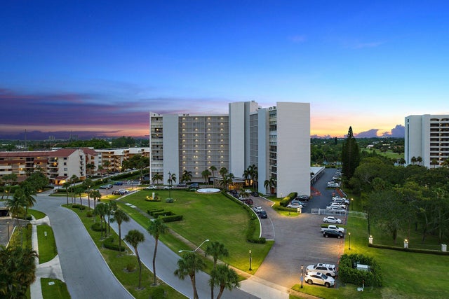 4 of 176 - 336 Golfview Road #905, North Palm Beach, FL