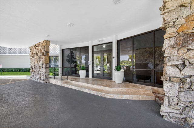 5 of 176 - 336 Golfview Road #905, North Palm Beach, FL