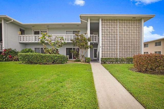 1 of 17 - 310 N North Boulevard #1c, Boynton Beach, FL