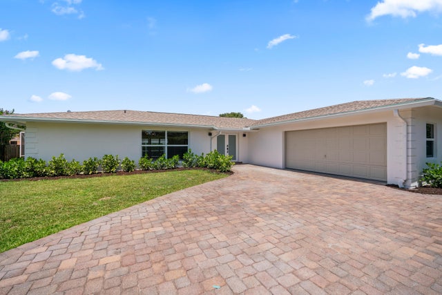 2 of 53 - 77 Fairview E, Tequesta, FL