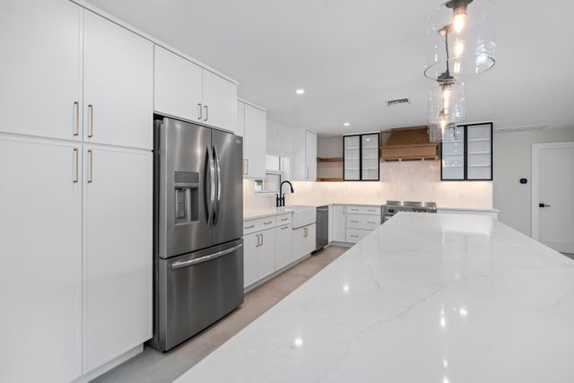 4 of 53 - 77 Fairview E, Tequesta, FL