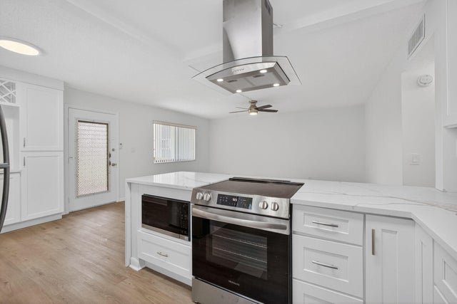 2 of 56 - 15036 Ashland Lane #44, Delray Beach, FL