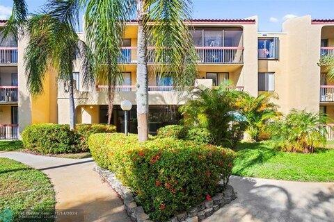 1 of 5 - 733 Se 1st Way #105, Deerfield Beach, FL