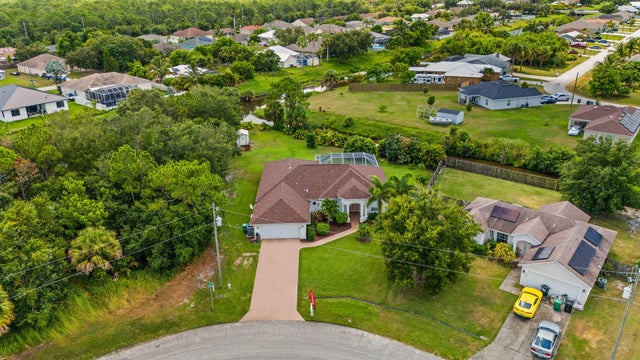 3 of 70 - 602 Sw Pueblo Terrace, Port Saint Lucie, FL