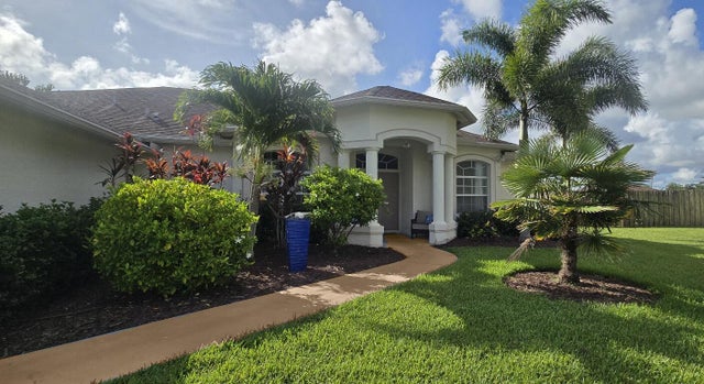 4 of 70 - 602 Sw Pueblo Terrace, Port Saint Lucie, FL