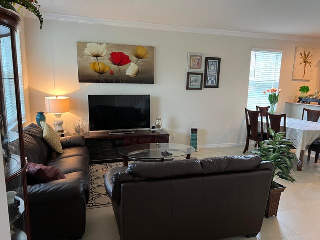 5 of 17 - 3303 E Mallory Boulevard, Jupiter, FL