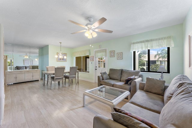 2 of 29 - 301 Knotty Pine Circle #c-2, Greenacres, FL