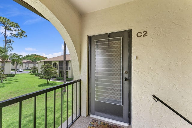 3 of 29 - 301 Knotty Pine Circle #c-2, Greenacres, FL