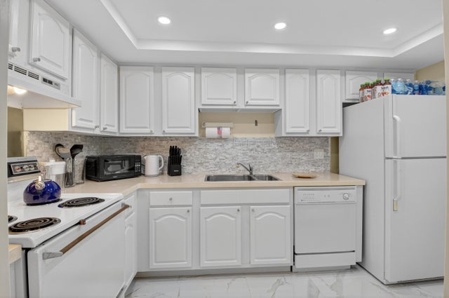 2 of 63 - 6895 Willow Wood Drive #1076, Boca Raton, FL