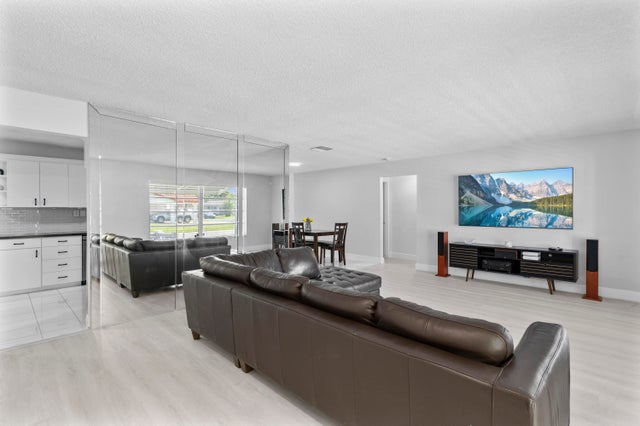 2 of 37 - 7011 Nw 58th Street, Tamarac, FL