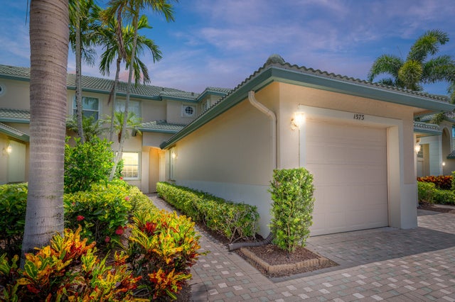 1 of 32 - 1573 Se Prestwick Lane #3, Port Saint Lucie, FL