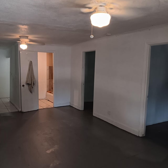 5 of 13 - 324 N 15th Street N, Fort Pierce, FL