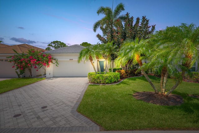 3 of 49 - 1513 Se Holyrood Lane, Port Saint Lucie, FL