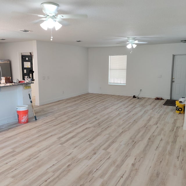 4 of 16 - 2205 S 33rd S Street, Fort Pierce, FL
