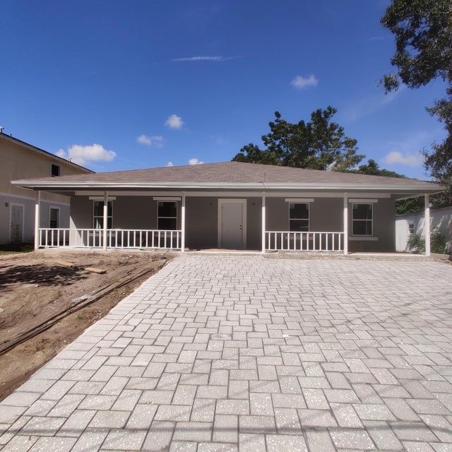 1 of 3 - 2206 S 34th Street, Fort Pierce, FL
