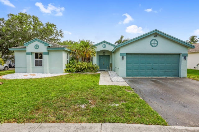 4764 Nw 14th Drive, Coconut Creek