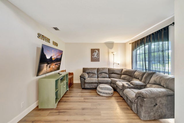 5 of 43 - 971 Sw Dalton Avenue, Port Saint Lucie, FL