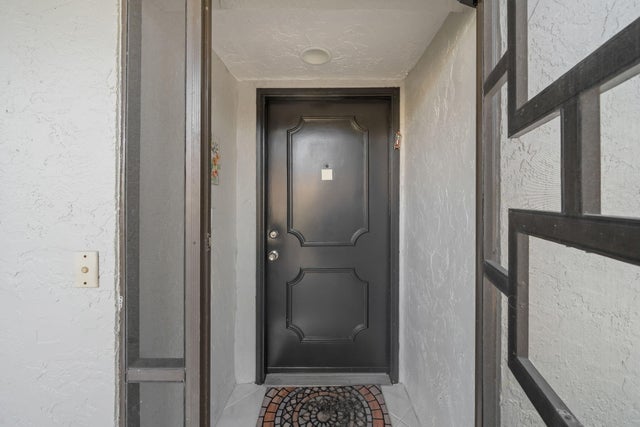 3 of 33 - 13709 Date Palm Court #c, Delray Beach, FL