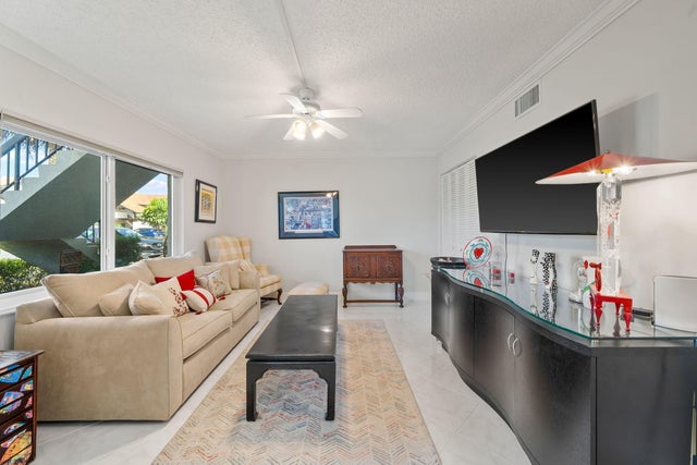 5 of 33 - 13709 Date Palm Court #c, Delray Beach, FL