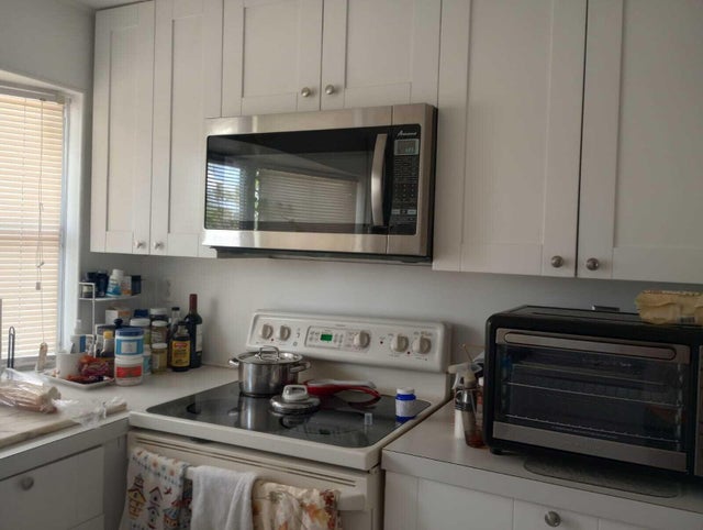 4 of 10 - 89 Bridgette Blvd, Lake Worth, FL